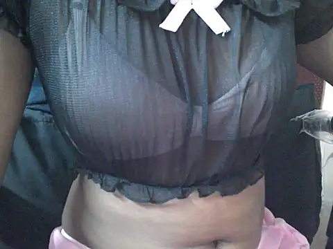 Couplehot00 online show from May 10, 7:13 am