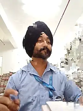 Snapshot of Parm_randhawa chatting on June 22, 5:59 am Parm randhawa online show from June 22, 5:59 am