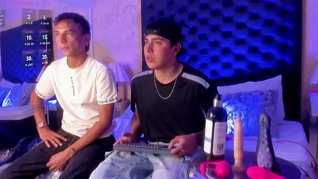 ThomasThundr online show from March 17, 8:23 pm