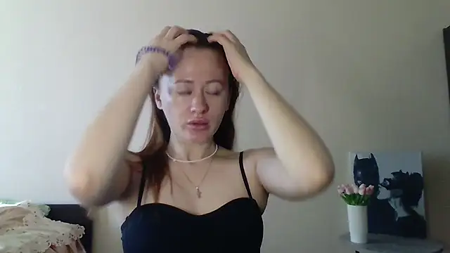 Whisper Of Desire online show from April 28, 11:04 am