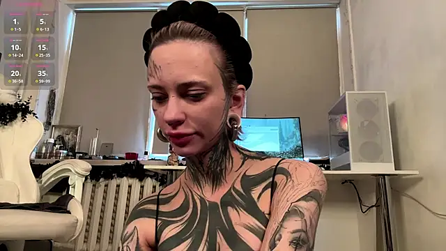 KizzieSherbert online show from April 24, 1:13 pm