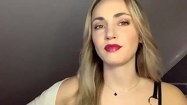 ScarlettSensitive online show from May 2, 2:22 pm