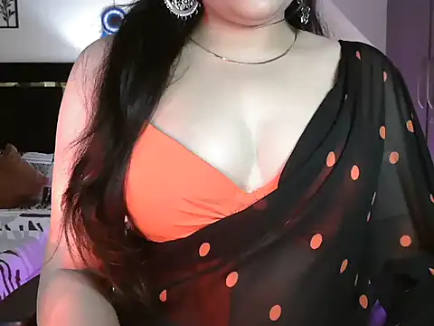Snapshot of NaughtyUrus chatting on June 12, 5:23 pm NaughtyUrus online show from June 12, 5:23 pm