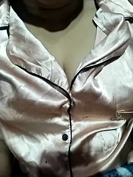 Chandrika Yadav online show from March 30, 8:26 am