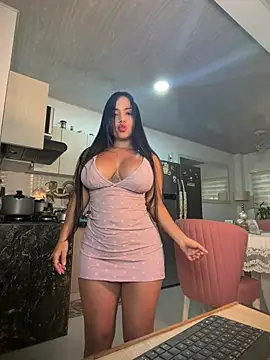 Snapshot of Serafina_del_Mar__ chatting on June 22, 10:18 pm Serafina del Mar online show from June 22, 10:18 pm