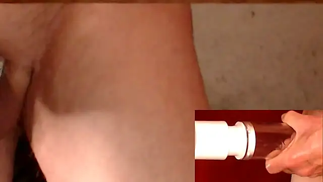 Snapshot of willMCML_M chatting on June 29, 5:13 pm willMCML M online show from June 29, 5:13 pm