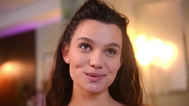 Lena Laurent online show from April 8, 11:21 am