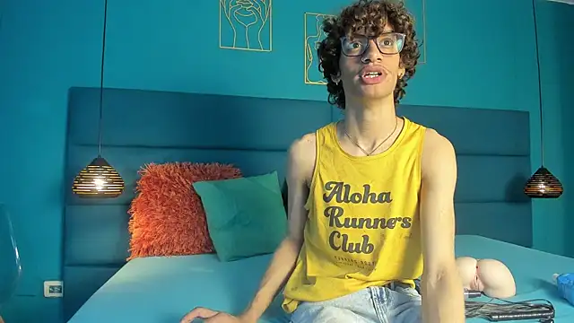 willturneer online show from March 29, 3:50 am