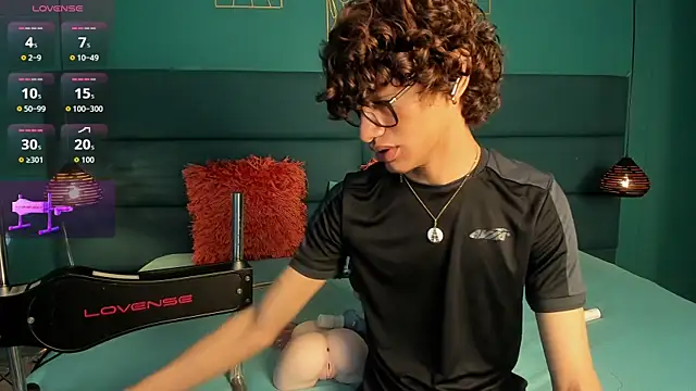 willturneer online show from April 6, 4:46 am