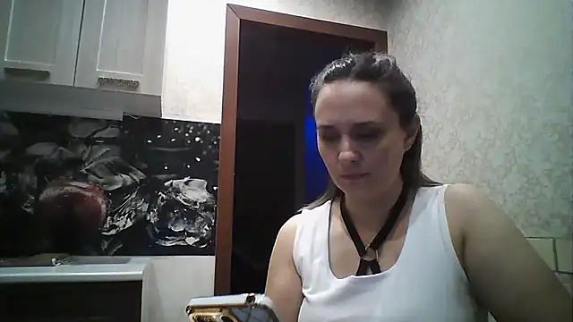 Snapshot of Alisa07qw chatting on March 28, 4:28 pm Alisa07qw online show from March 28, 4:28 pm