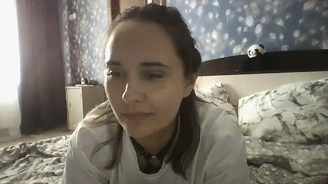 Snapshot of Alisa07qw chatting on May 11, 5:35 am Alisa07qw online show from May 11, 5:35 am