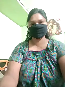Snapshot of telugutanuja_ chatting on April 14, 3:34 am telugutanuja online show from April 14, 3:34 am