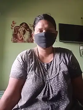 Snapshot of telugutanuja_ chatting on June 11, 1:38 am telugutanuja online show from June 11, 1:38 am
