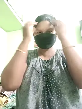 Snapshot of telugutanuja_ chatting on June 13, 1:47 am telugutanuja online show from June 13, 1:47 am