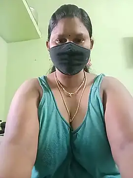 Snapshot of telugutanuja_ chatting on June 25, 1:27 am telugutanuja online show from June 25, 1:27 am