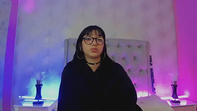 Snapshot of LilithBluum chatting on June 25, 12:31 pm LilithBluum online show from June 25, 12:31 pm