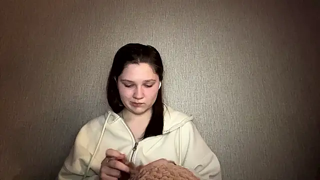 Emmiebutwihu online show from March 12, 8:04 pm