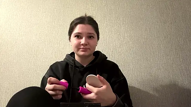 Emmiebutwihu online show from March 17, 8:23 pm