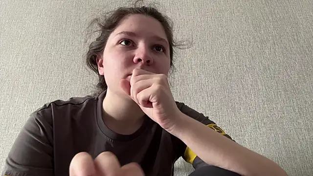 Emmiebutwihu online show from April 28, 11:54 pm