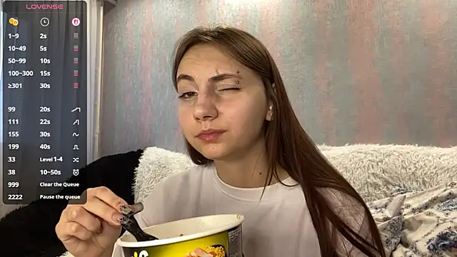 AlisaBloom online show from April 22, 4:08 pm