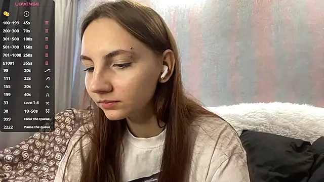 AlisaBloom online show from April 27, 10:35 am