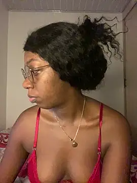 GaiaFiore online show from April 8, 9:31 am