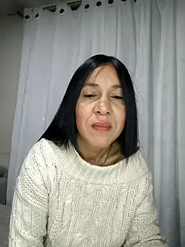 Camillemonroe  online show from April 4, 6:55 am