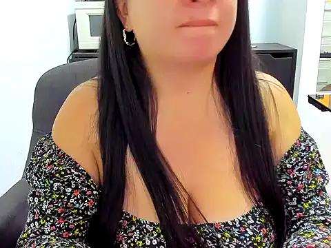 milla moon1 online show from July 29, 2:59 pm