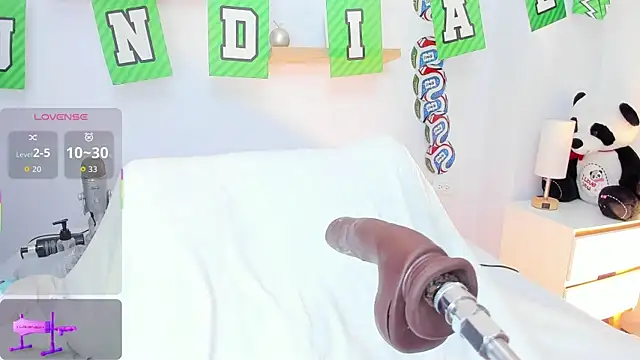 alexaa lovely online show from June 11, 2:59 pm