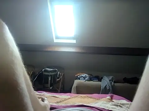 Snapshot of Gaston6666 chatting on April 28, 5:40 pm Gaston6666 online show from April 28, 5:40 pm