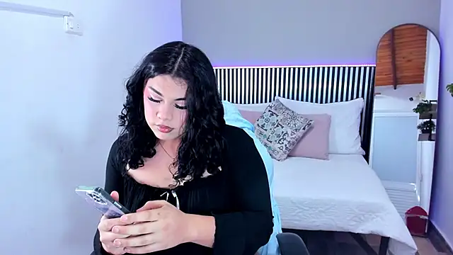 Snapshot of Alisson_Pinkey chatting on May 31, 12:30 am Alisson Pinkey online show from May 31, 12:30 am