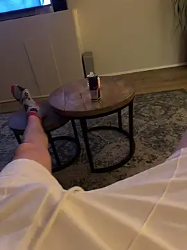 maniackle online show from April 10, 8:02 pm