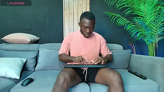 Snapshot of angelstream chatting on May 1, 12:54 pm angelstream online show from May 1, 12:54 pm