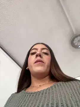 Snapshot of Electra_Pinkk chatting on May 31, 2:13 pm Electra Pinkk online show from May 31, 2:13 pm