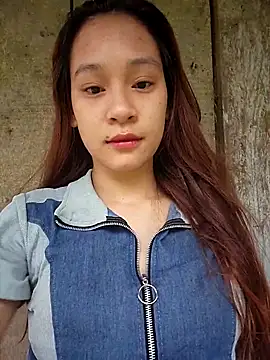 Snapshot of -Hicici- chatting on May 17, 10:50 pm -Hicici- online show from May 17, 10:50 pm