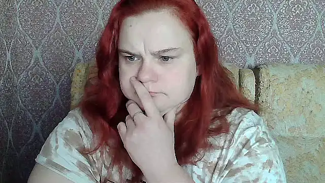 DollyGersonn online show from April 4, 4:44 am