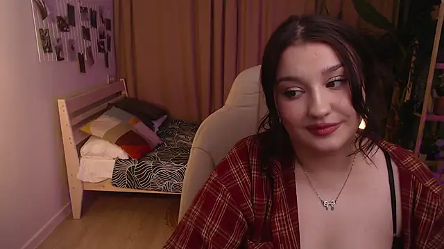 Helenn Hunt online show from March 20, 2:22 pm