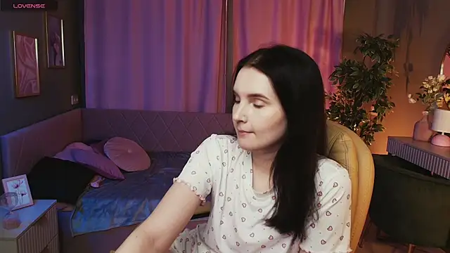 Snapshot of Kristen_Bellle chatting on May 12, 1:14 am Kristen Bellle online show from May 12, 1:14 am