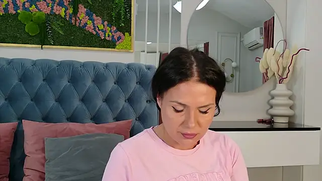 AnneRey online show from April 20, 3:20 am