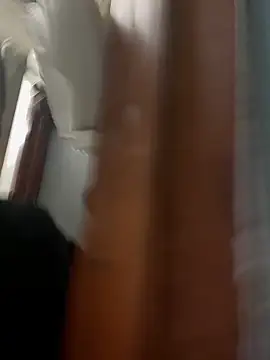 essencecora online show from March 19, 7:45 am