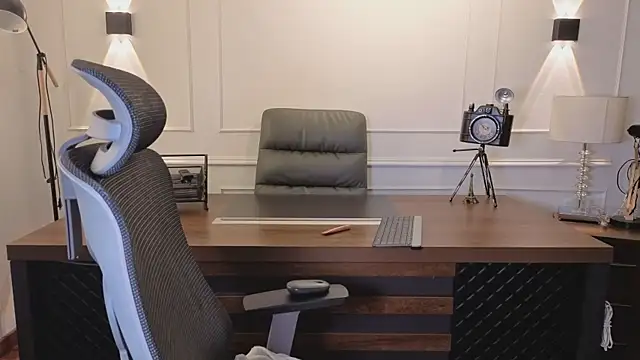 megan vg online show from April 7, 11:43 am