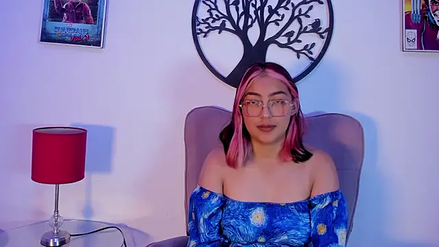 PinkyyPieee  online show from March 10, 12:54 pm