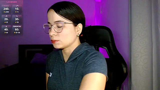 JenyRose online show from April 24, 6:43 pm
