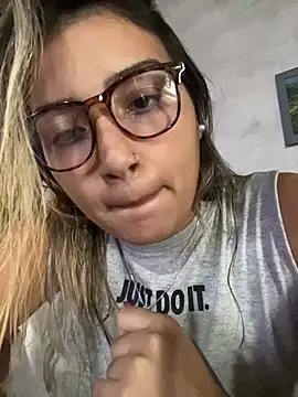 miicbebita online show from March 30, 3:57 pm