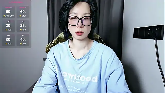 lin lin 520 520 online show from April 29, 3:05 pm