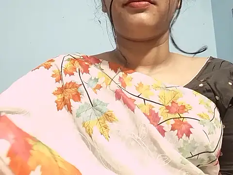 Emma 4433 online show from April 18, 7:07 pm