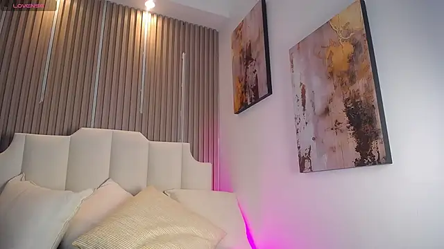 ZafiroCat online show from March 20, 5:12 am