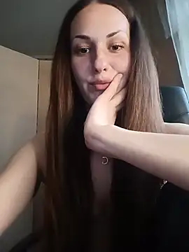 Snapshot of LunaCrystall chatting on May 20, 4:02 pm LunaCrystall online show from May 20, 4:02 pm