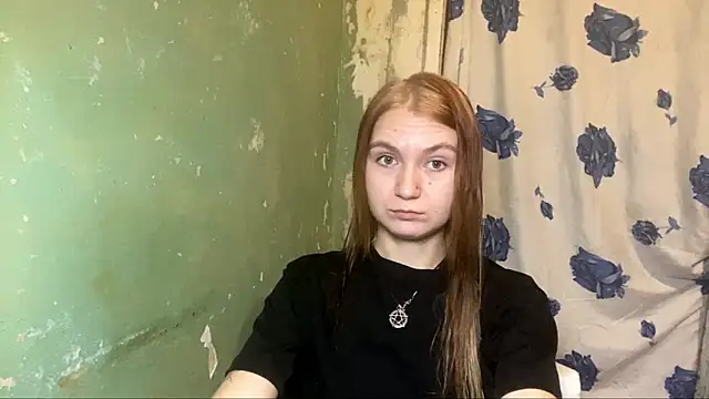 Lollybomb online show from May 4, 9:22 pm