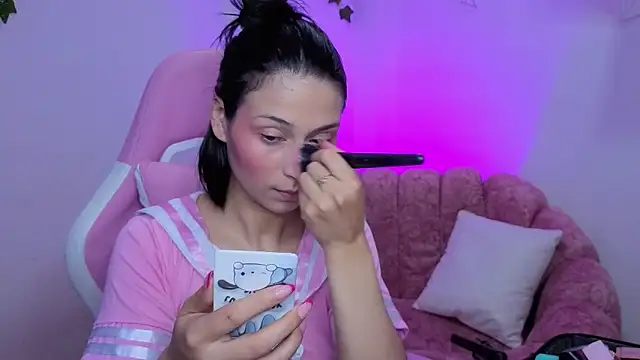 miss  madison online show from March 17, 10:24 pm